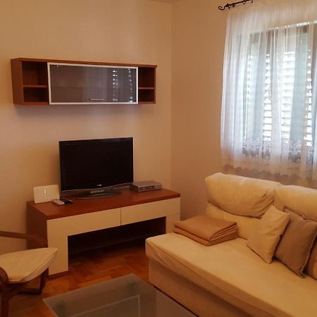 Ferienhaus Topic เวอร์ซาร์ ภายนอก รูปภาพ