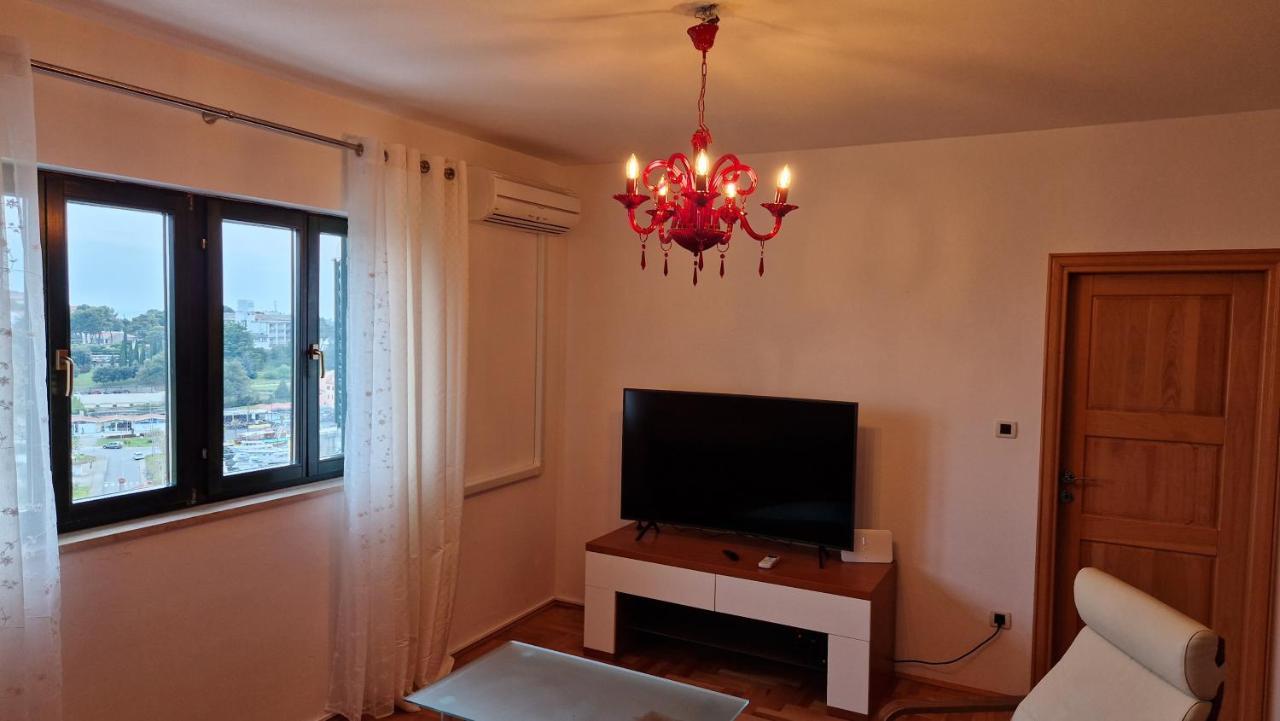 Ferienhaus Topic เวอร์ซาร์ ภายนอก รูปภาพ